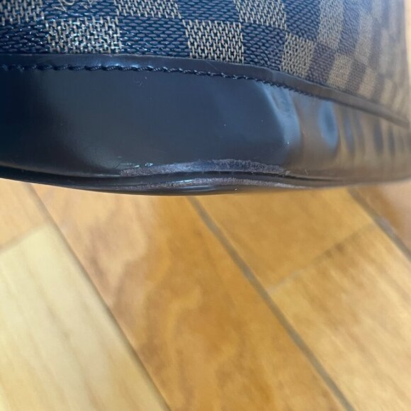 Louis Vuitton Alma PM Damier Ebene Bag with Padlock + Dustbag - Picture 8 of 16